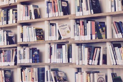 books-1617327_1920